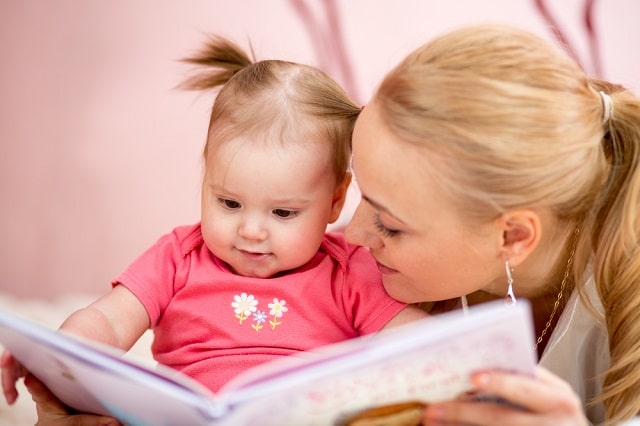 Польза чтения книг малышам: почему это важно, с какого возраста начинать - фото2