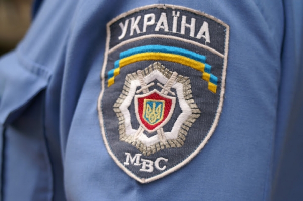В Луганске бандиты стреляют на улице