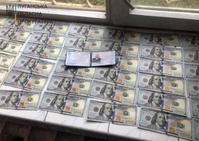 Чиновник министерства ветеранов подозревается во взятке