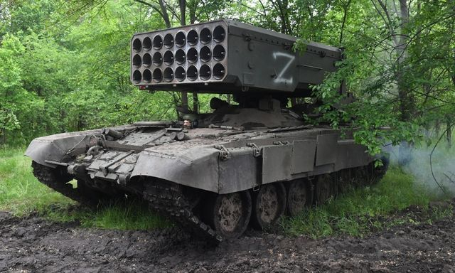Силы обороны уничтожили в Кременной ОС «Солнцепек», танк и БМП с оккупантами
