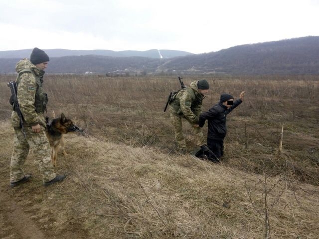 Житель Луганской области пытался незаконно перейти границу на Закарпатье