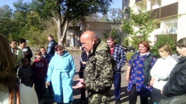 Жители села Трехизбенка рассказали о своих проблемах губернатору	