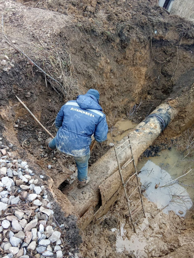 В оккупированном Лутугино произошла авария на магистральном водоводе