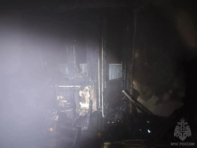 В оккупированном Рубежном во время пожара в квартире погиб пенсионер