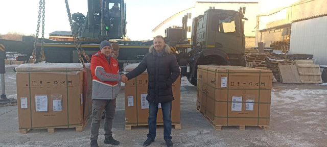 Рубежанской больнице в Харькове переданы солнечные панели