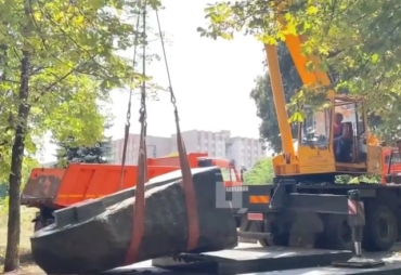 В оккупированном Луганске демонтировали два памятника