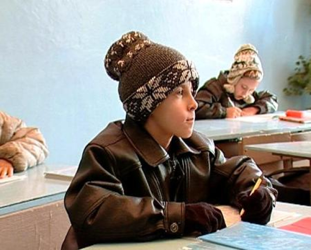 Школы Алчевска из-за нехватки финансирования практически не отапливаются