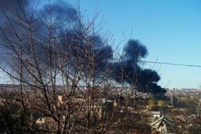 В Луганске снаряды попали в школу и частные дома