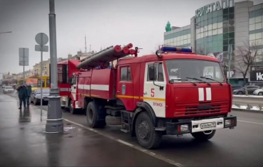 В оккупированном Луганске произошел пожар в здании библиотеки им. Горького