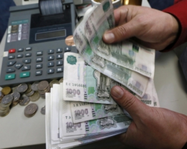 В "ЛНР" начали выплачивать пенсии и пособия за июнь