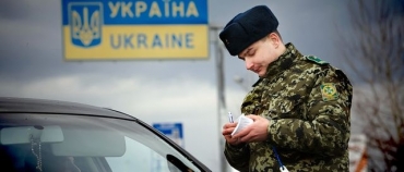 Пограничники задержали гражданина, находившегося в розыске, и передали его сотрудникам полиции