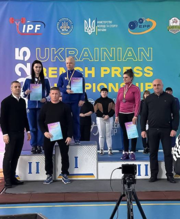 Луганские пауэрлифтеры на чемпионате Украины завоевали 7 медалей