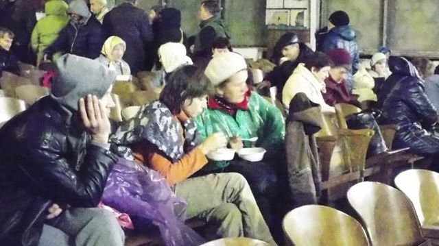 В Станице Луганской 20 февраля не все успели пройти через КПВВ
