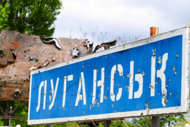 Оккупанты укрепляют оборону, из Беларуси в Луганск отправлен эшелон техники