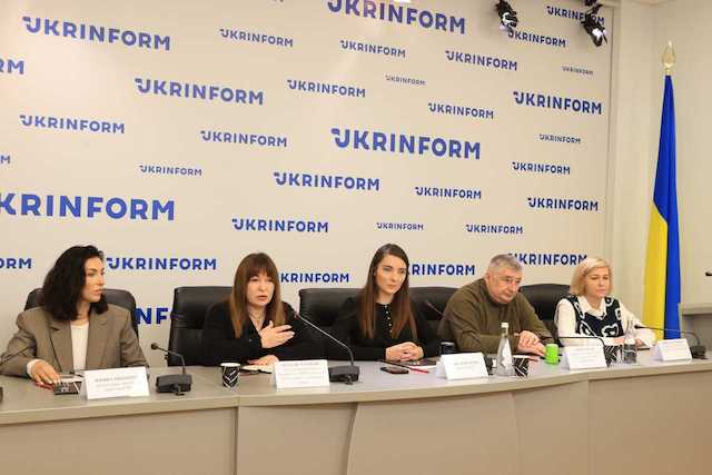 Кременной предложат проекты восстановления города - подписан меморандум