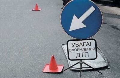ДТП на Луганщине: под колесами мотоцикла погиб пешеход