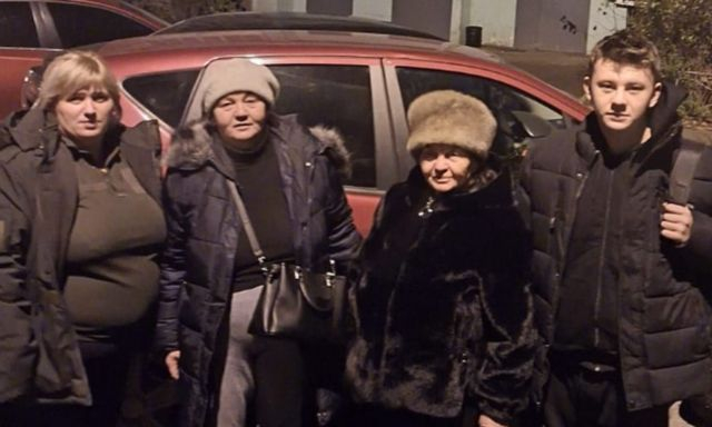 Из оккупированной Луганщины эвакуировали семью погибшего украинского защитника