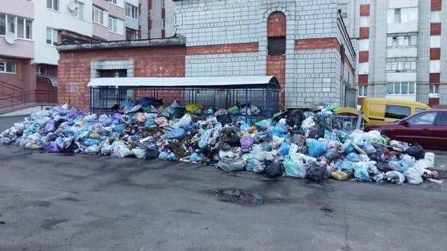 Северодонецк погрязнет в мусорных свалках?