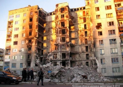 Жильцы разрушенной многоэтажки в Лисичанске получат компенсацию