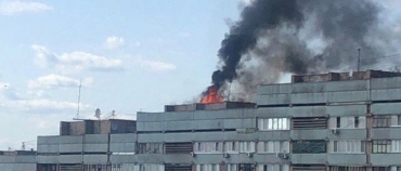 В оккупированном Луганске прогремел взрыв, и загорелась «китайская стена»