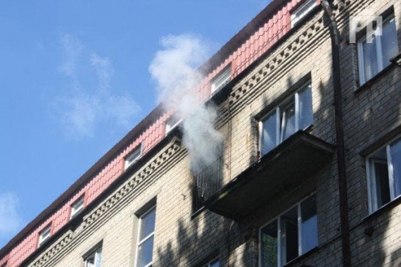 В Приволье мужчина во время пожара вынес из соседской квартиры ребенка