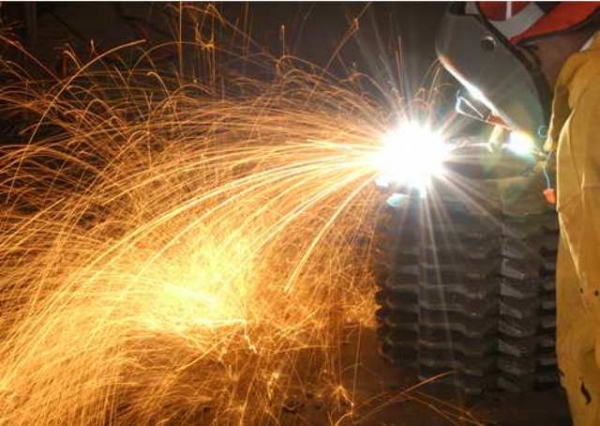 В Стаханове не хватает электрогазосварщиков