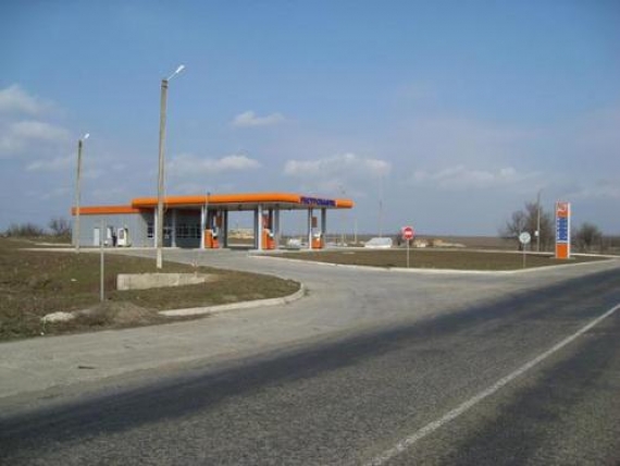Боле 40 000 литров некачественного топлива выявлено на АЗС Луганщины