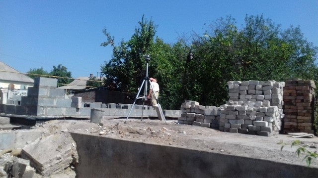 На Луганщине отстраивают 29 домов, разрушенных войной