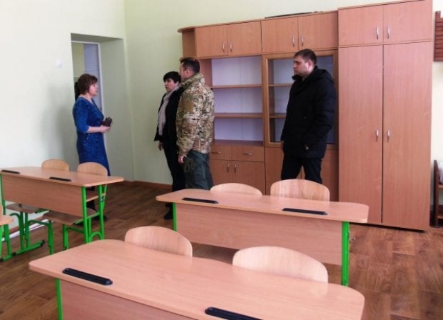 В гимназии Горского одновременно с учебным процессом идут ремонтные работы