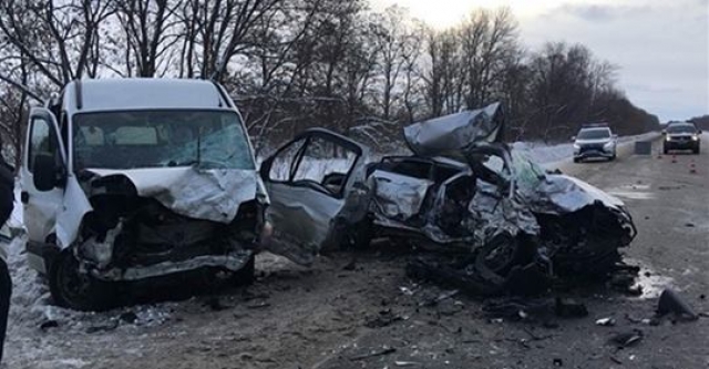 Автобус из Луганской области попал в ДТП под Чугуевым