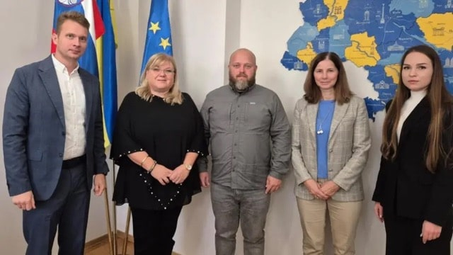 Глава Луганской ОВА встретился с послом Словении Матеей Превольшек