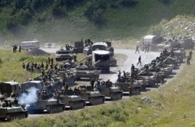 Россия готовит к переброске на Донбасс тысячи профессиональных военных