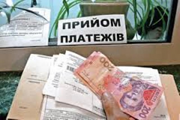 У должников за отопление забирают машины