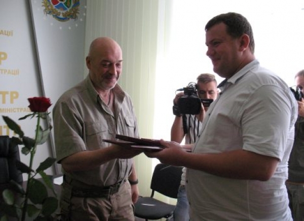 Жители Луганщины получили награды из рук губернатора