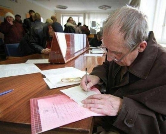 Остаться в живых: луганские пенсионеры получают меньше 2 тыс. гривен