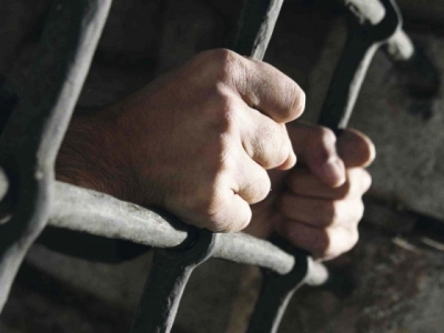 В Ровеньках юным преступникам показали прелести тюремной жизни