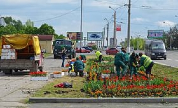 В Луганске временно трудоустроили 240 человек