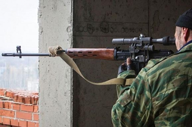 Снайпер боевиков объявлен в розыск