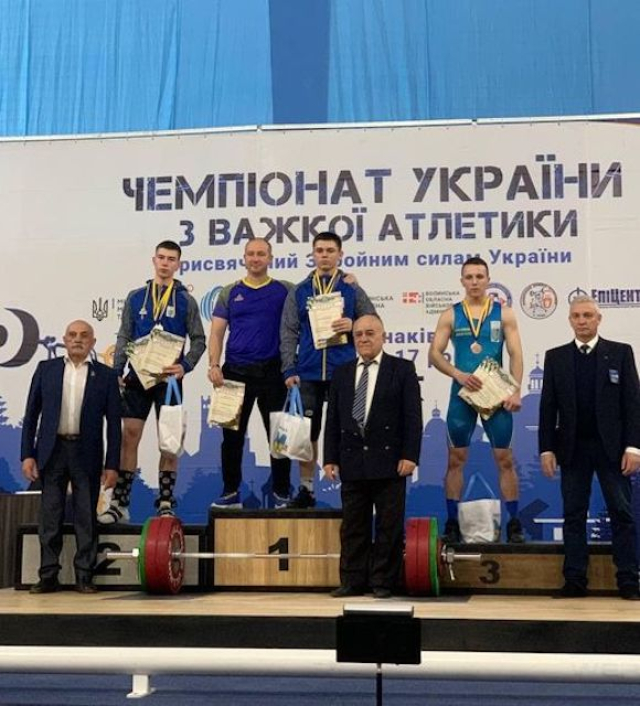 Тяжелоатлеты из Луганской области стали чемпионами Украины