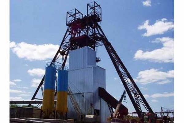 Губернатор Луганщины пообещал не закрывать шахты 