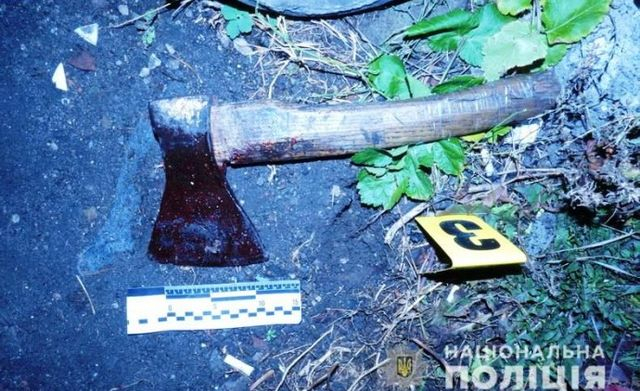 45-летний житель Сватово зарубил жену топором