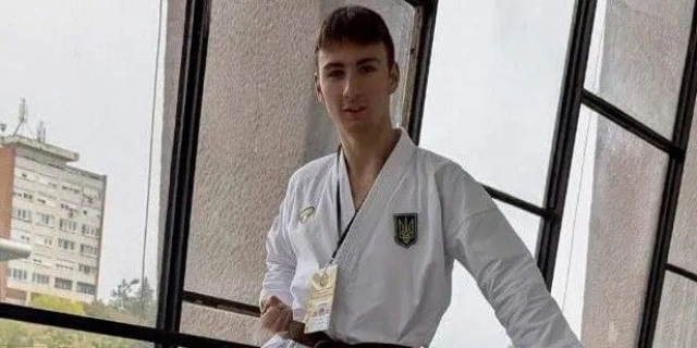 Каратист из Кременной завоевал две медали на Кубка Европы по карате WKC