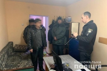 В Попасной разоблачили мужчину-сводника