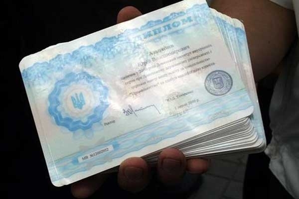 Студенты-переселенцы будут получать стипендию