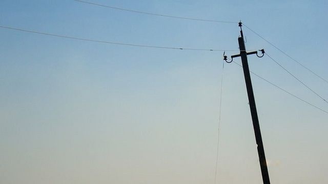 Вторую неделю нет света в прифронтовых поселках Луганщины