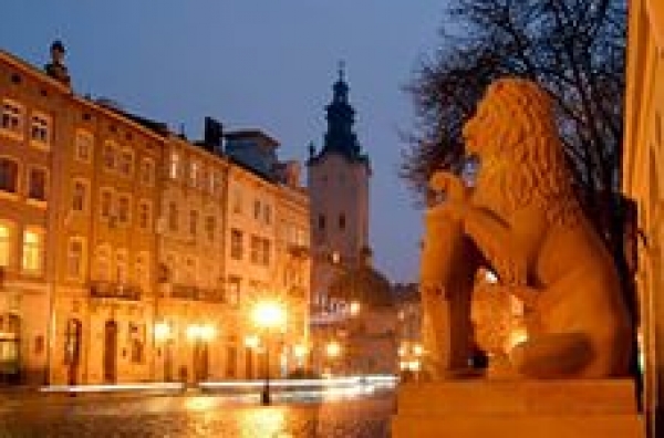 Львовский театр выступил в Рубежном и Северодонецке