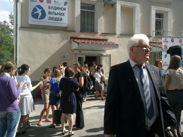 В столице переселенцам будут помогать по одному адресу