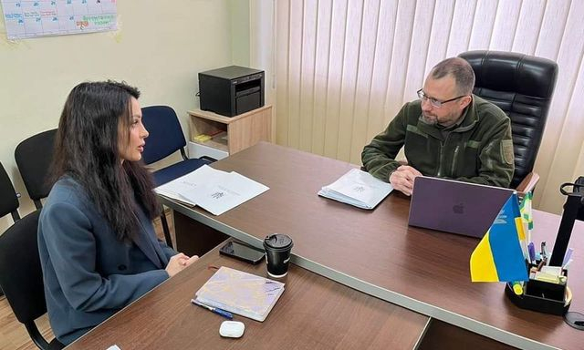 Представители ЛОВА проверили работу гуманитарного хаба во Львове