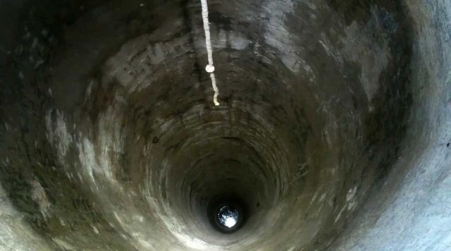 Вода в колодцах Новопскова не пригодна для питья