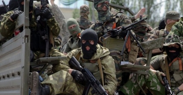 «Защитники» Донбасса вывозят в Россию награбленное